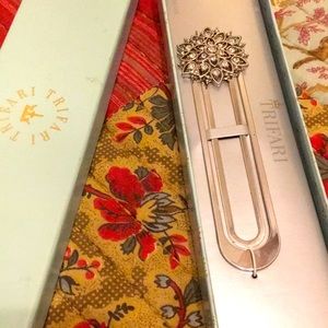 Trifari vintage rhinestone book mark